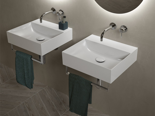 Раковина HATRIA Bahia 13 BH0600465011TS0 подвесная или на тумбу с одним отверстием с переливом цвет белый