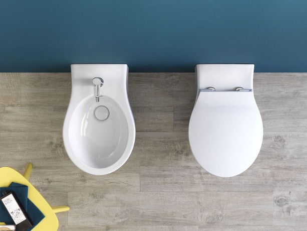 Комплект унитаз HATRIA LE FIABE Y1AC01 YXWW01 подвесной с сиденьем с крышкой с плавным опусканием цвет белый